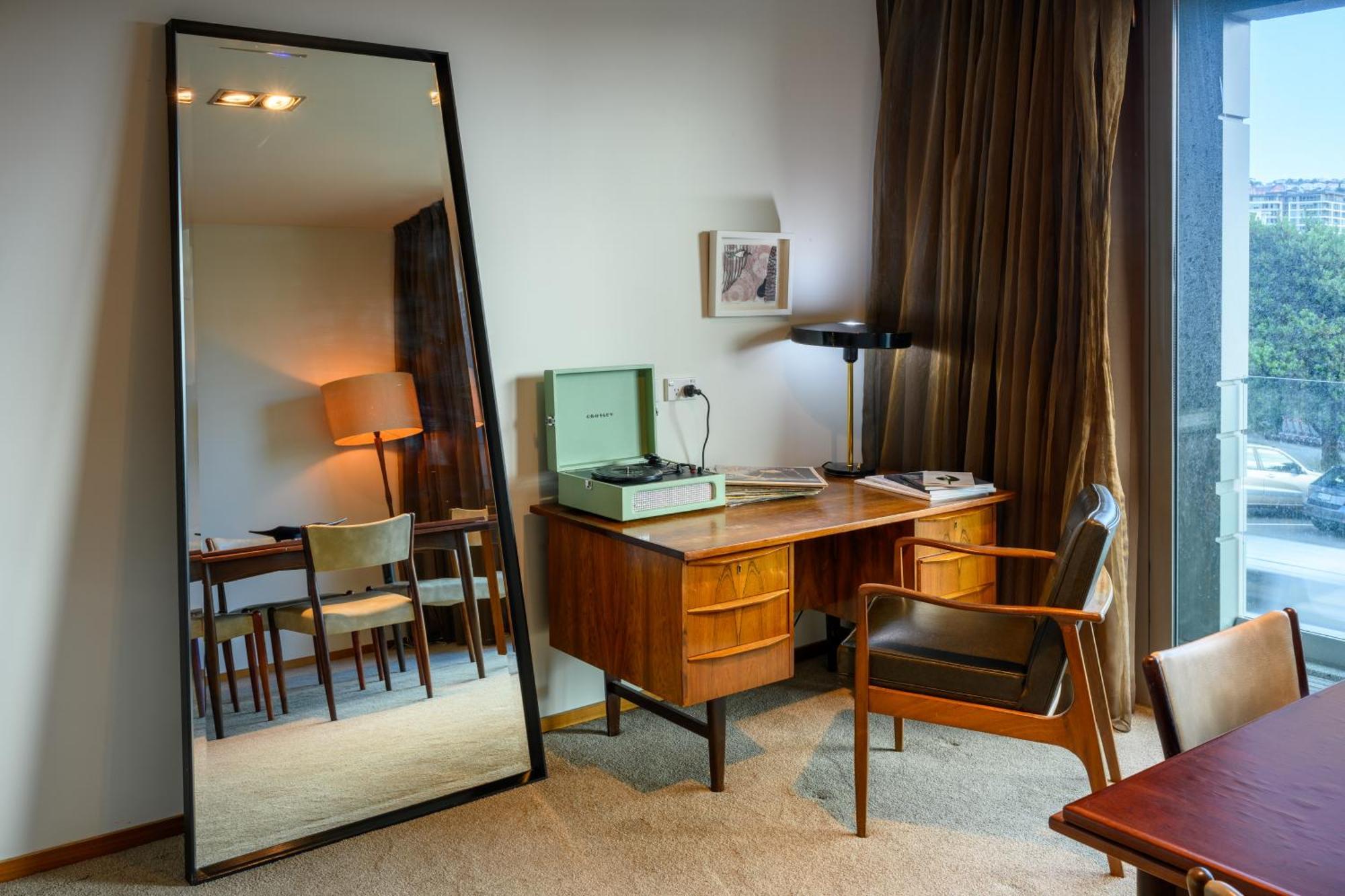 Ohtel Wellington Hotell Exteriör bild